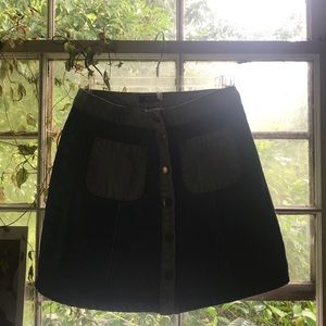 BDG, size 4 button up skirt